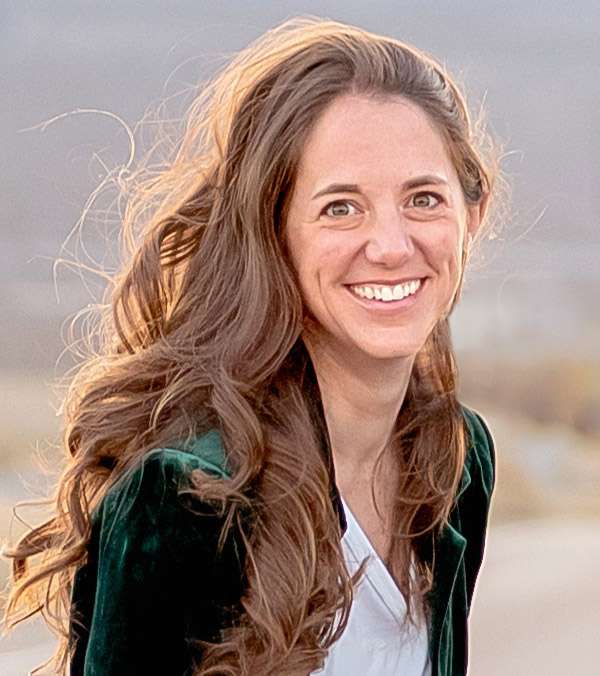Julie Meyer Headshot